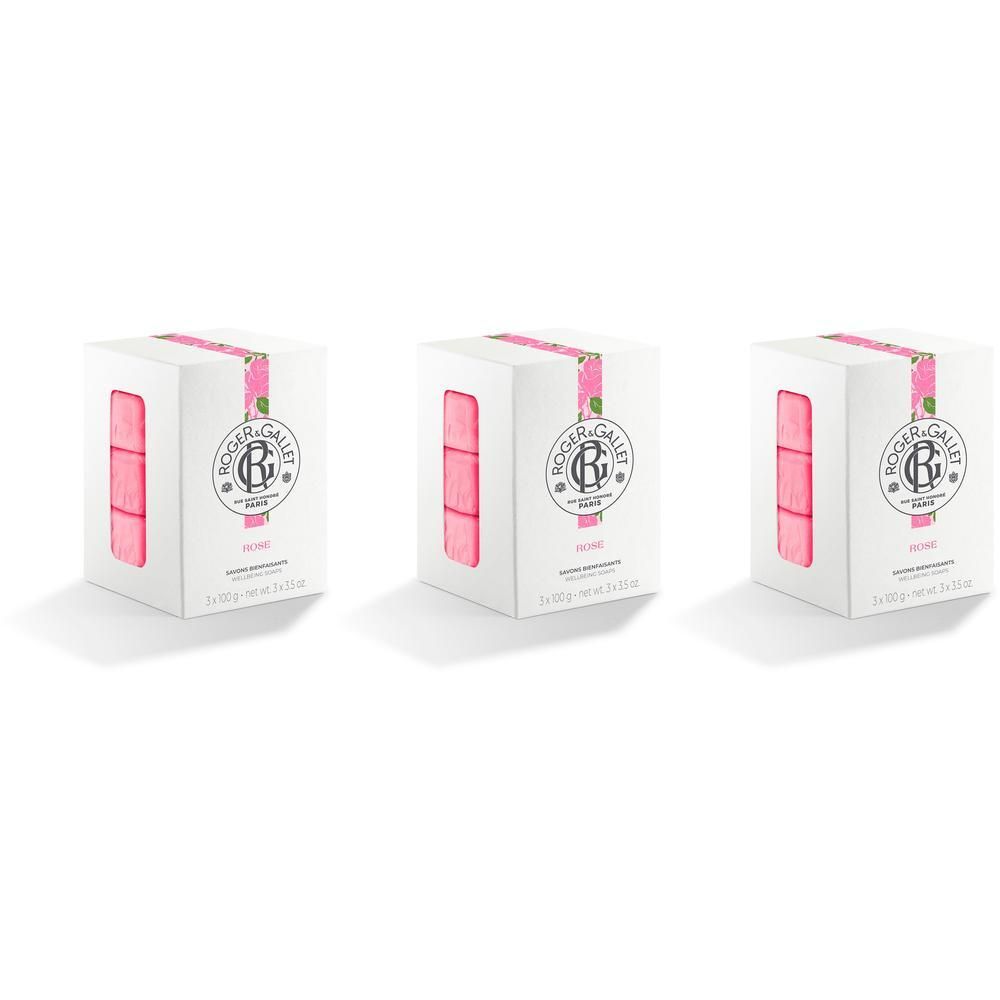 Drie vierkante dozen met roze zeep. Opschrift: Roger & Gallet, Rose. Verpakking met roze lint en bloemmotief.