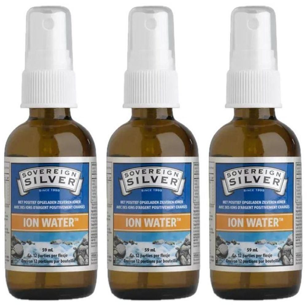 Trois flacons en verre brun avec vaporisateur blanc, étiquetés 'Sovereign Silver Ion Water'.