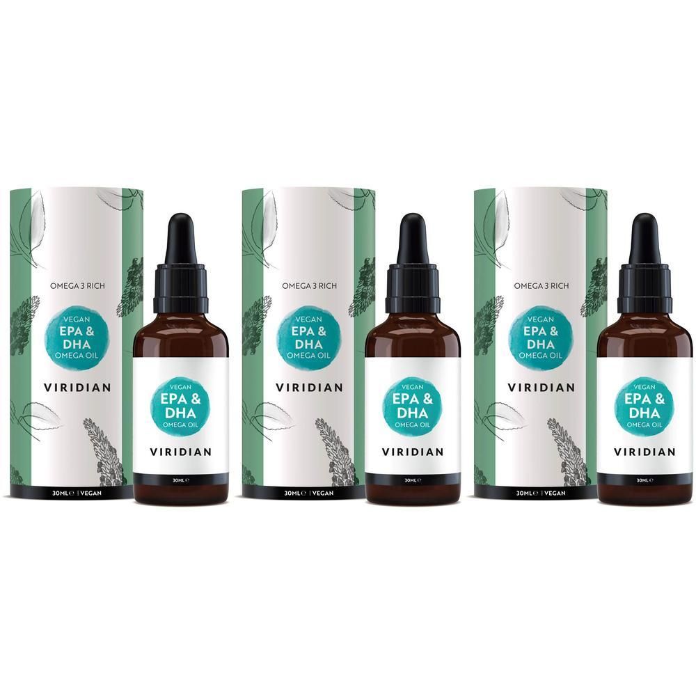 Drie flessen met druppelaar en verpakking. De etiketten tonen "Vegan EPA & DHA Omega Oil" en "Viridian".