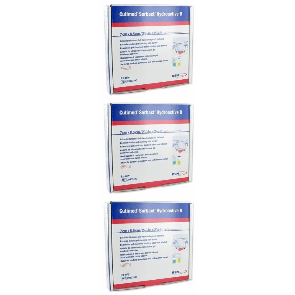 Drie verpakkingen Cutimed Sorbact Hydroactive B. Blauw-witte verpakking met productinformatie en afmeting 7 x 8,5 cm.