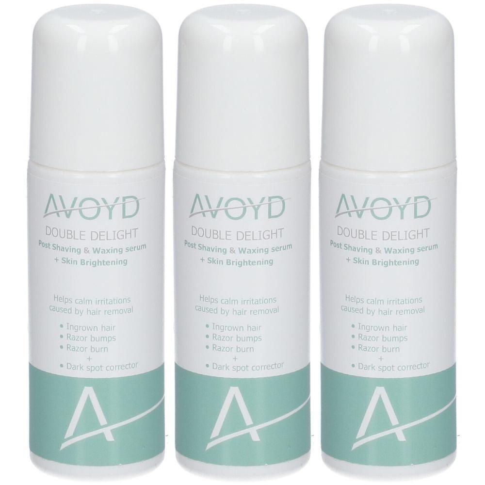 Trois flacons blancs AVOYD DOUBLE DELIGHT. Inscription : Post Shaving & Waxing serum + Skin Brightening. Contient des informations.