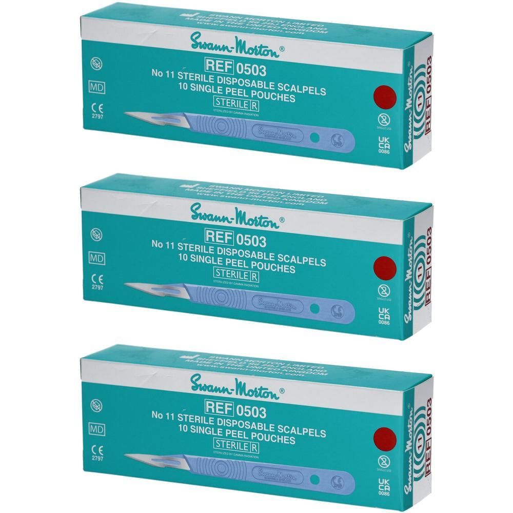 Drie dozen steriele wegwerpscalpels nr. 11. Opschrift: Swann-Morton, REF 0503, 10 individuele verpakkingen. CE-markering.