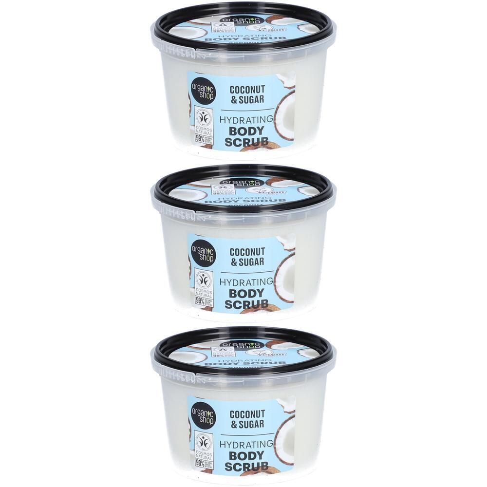 Trois pots avec couvercles noirs. Inscription: Coconut & Sugar, Hydrating Body Scrub. Produit Organic Shop.