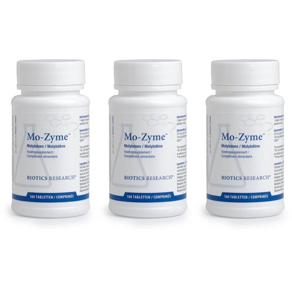 Drie witte flessen Biotics Research Mo-Zyme. Opschrift: Molybdeen, 100 tabletten. Etiket met productnaam en logo.