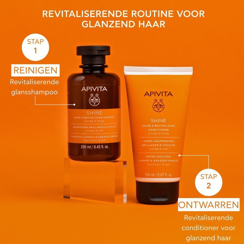 Apivita Shine Shampooing Brillance & Vitalité en conditioner. Tekst: Revitaliserende routine voor glanzend haar, Stap 1, Stap 2.