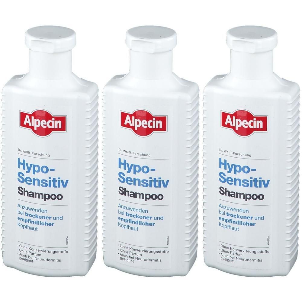 Drie witte shampoo flessen. Rode opdruk: Alpecin. Blauwe tekst: Hypo-Sensitiv Shampoo. Voor droge en gevoelige hoofdhuid.