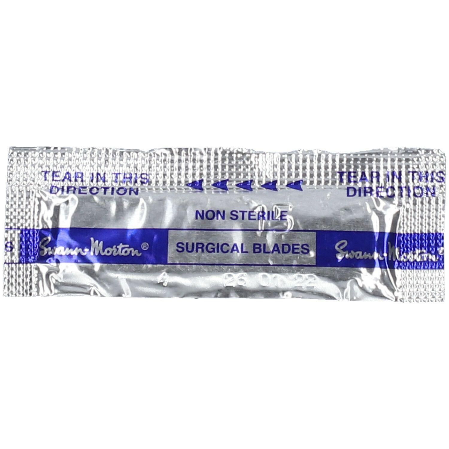Verpakking van chirurgische mesjes, niet steriel, merk Swann Morton.