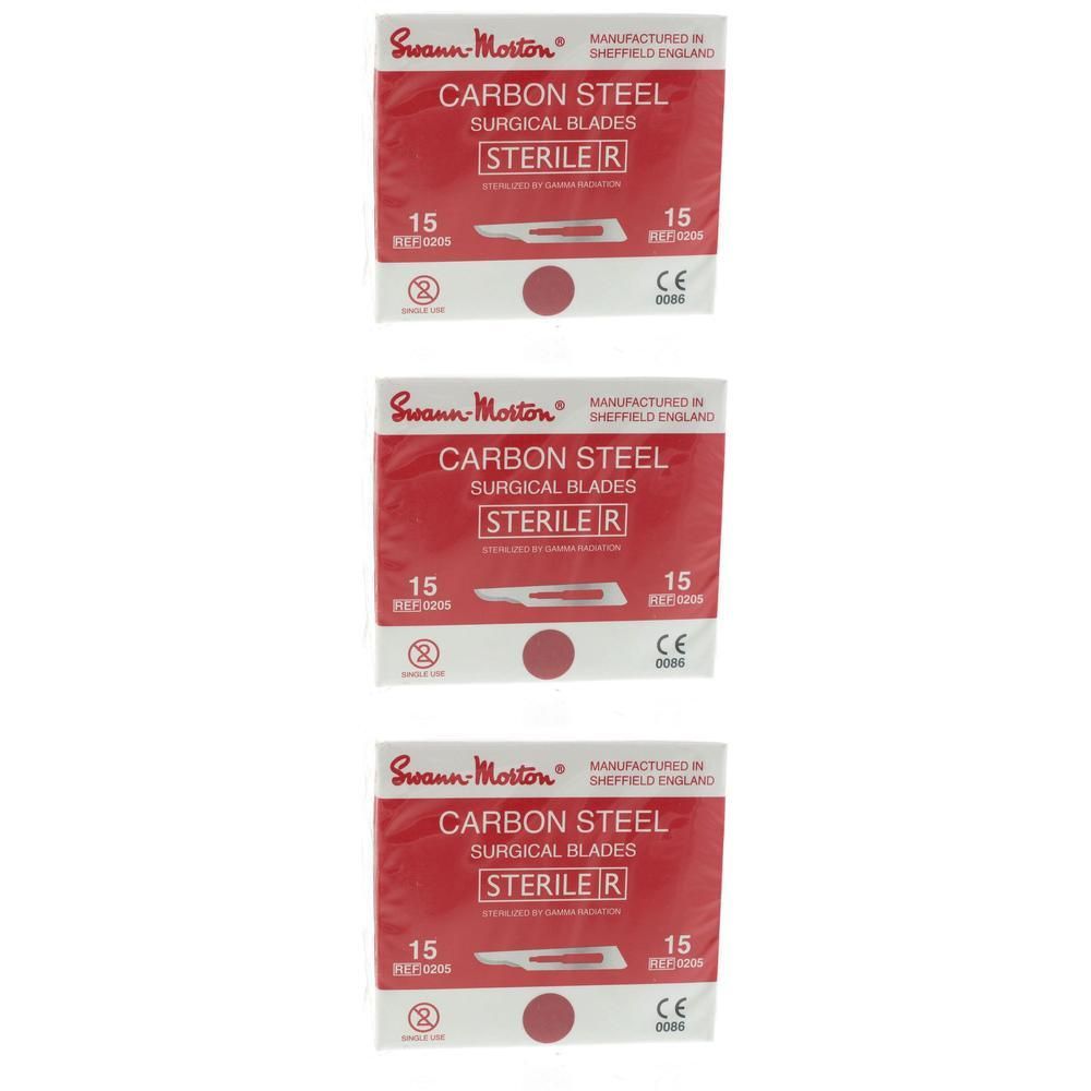 Trois paquets de lames chirurgicales en acier au carbone, taille 15, stériles.
