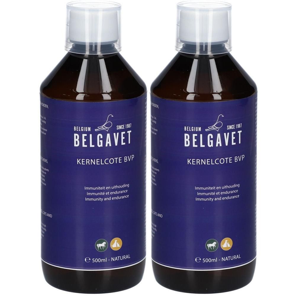 Twee flessen Kernelcote BVP, 500ml, voor dieren. Donkerbruine glazen flessen met blauw etiket.