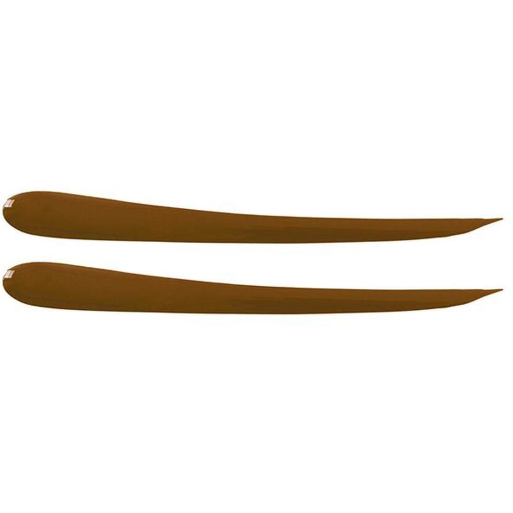 Twee bruine eyeliner-applicators met een taps toelopende punt.
