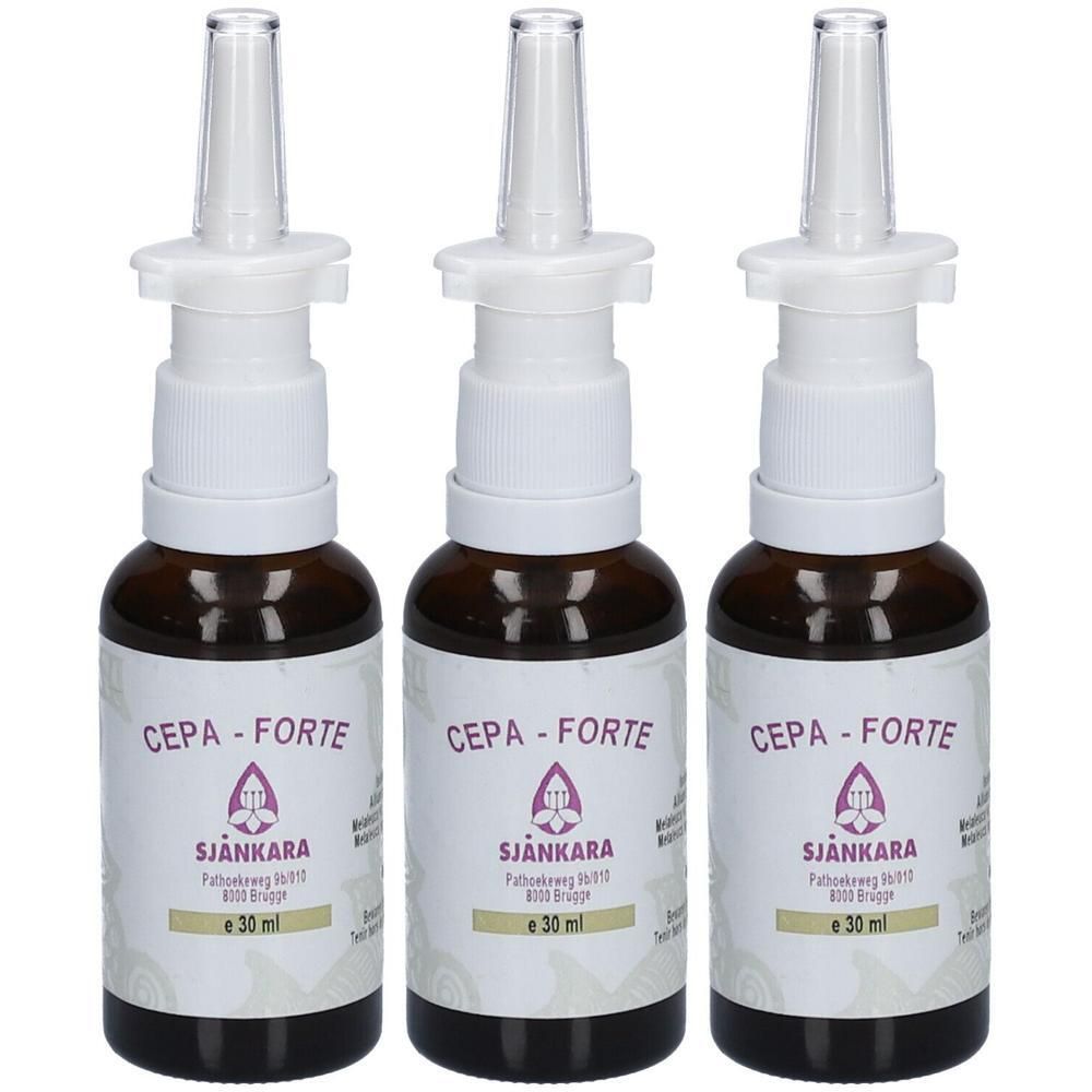 Drie bruine glazen flesjes met witte spraydop en 'CEPA - FORTE' etiket.