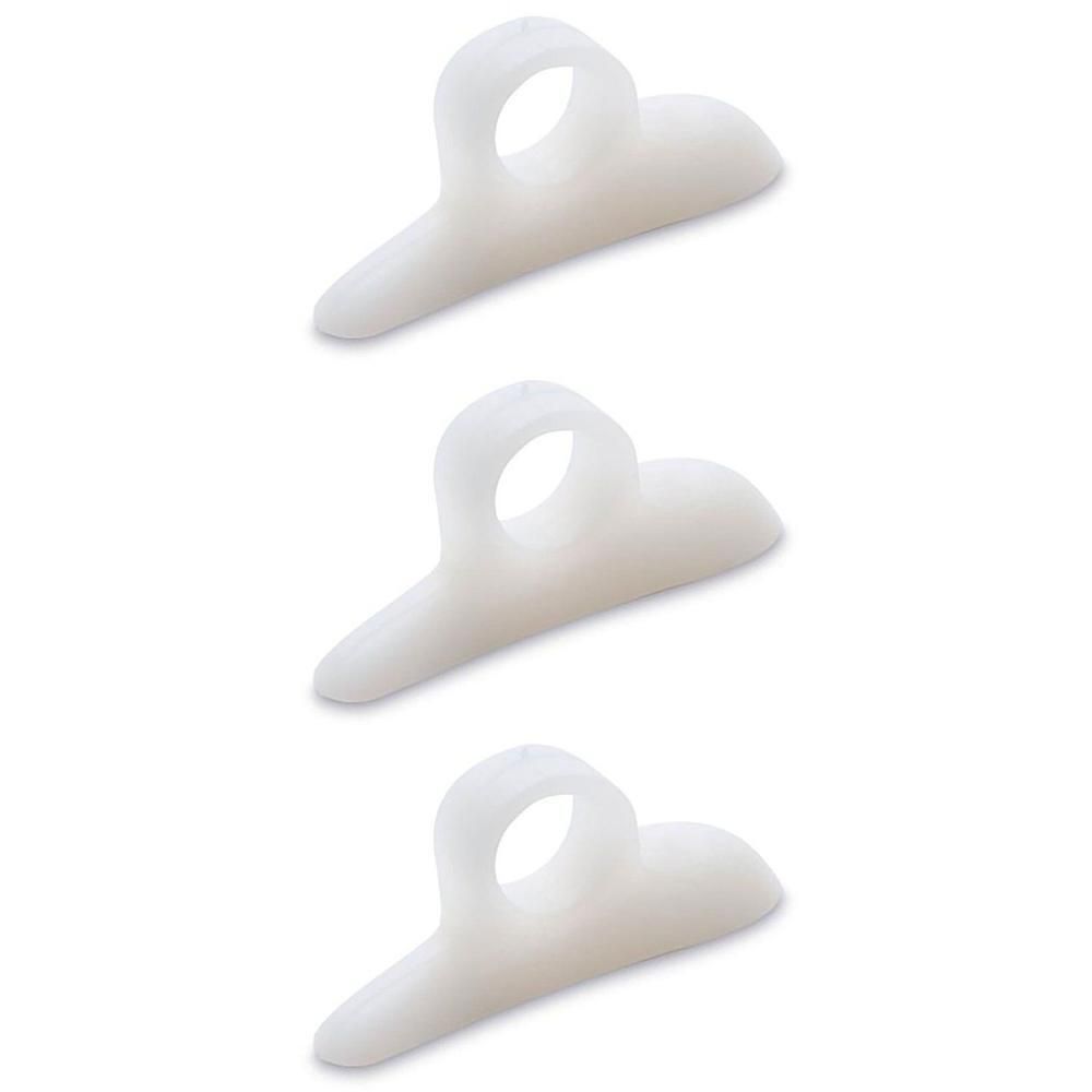 Trois écarteurs d'orteils blancs en silicone avec boucle pour le maintien des orteils.