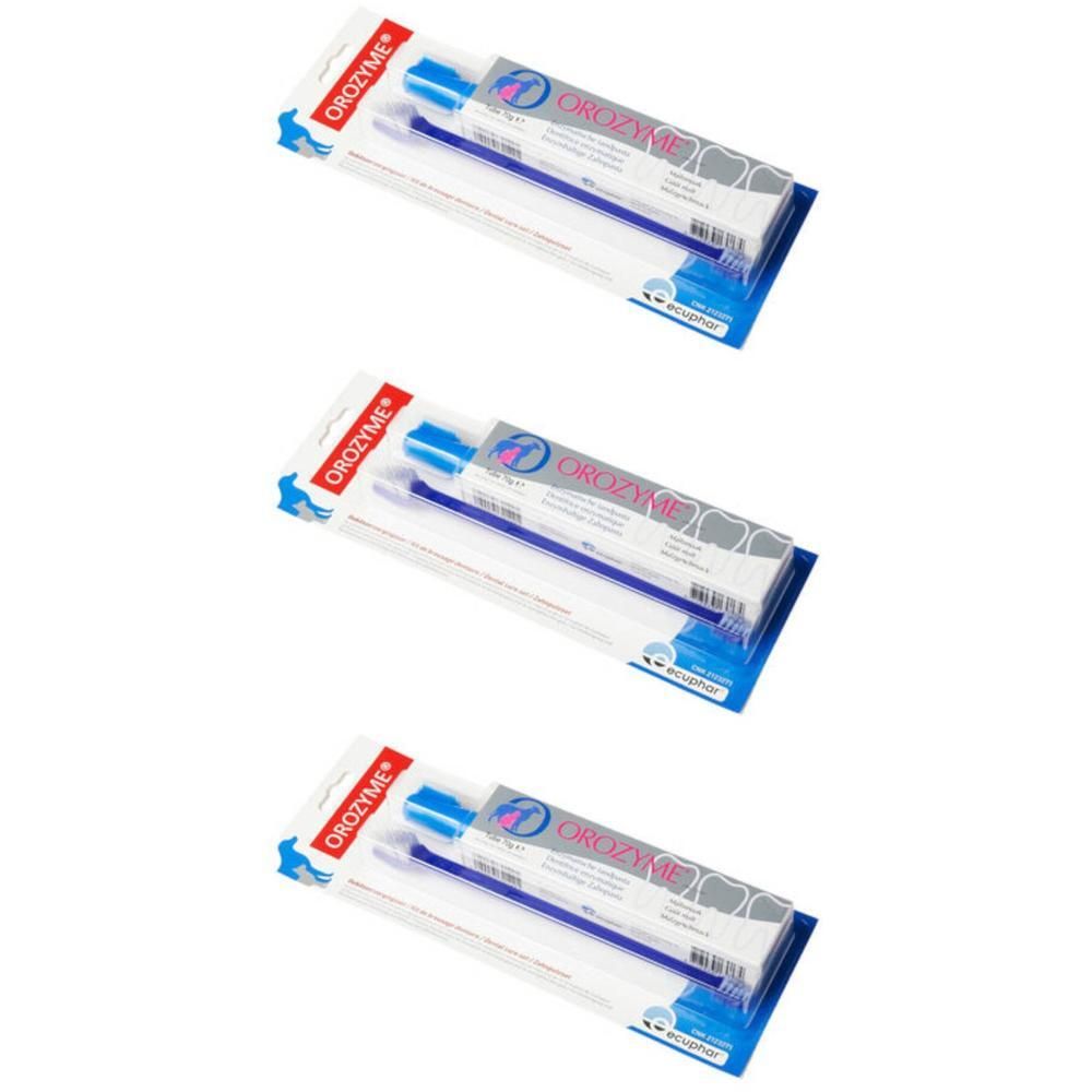 Trois paquets de kits de brossage dentaire Orozyme pour chiens et chats, chacun avec une brosse et un tube bleus.