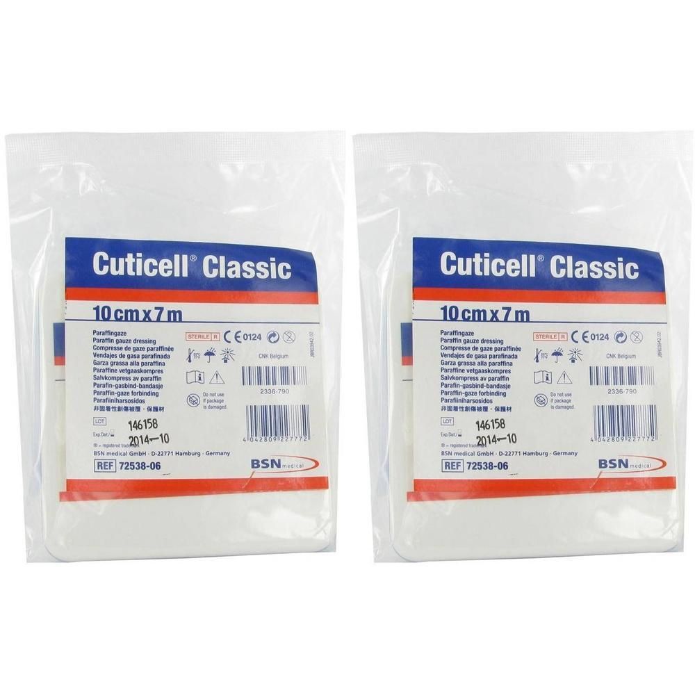 Deux paquets de compresses Cuticell Classic. Inscription: 10cmx7m. Emballés dans des sachets en film transparent.