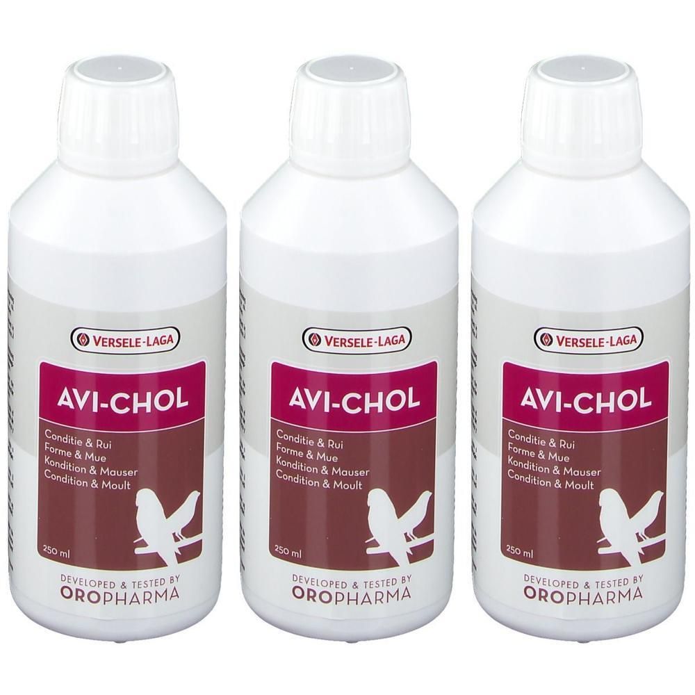 Drie flessen Avi-Chol van Versele-Laga, elk 250 ml. Ontwikkeld en getest door Oropharma.