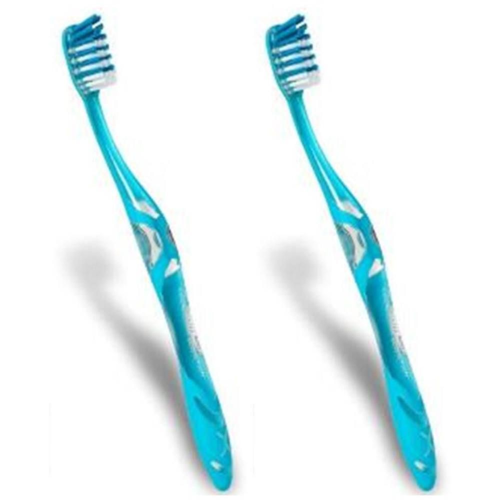 Twee turquoise tandenborstels met wit-blauwe borstels en ergonomisch handvat.