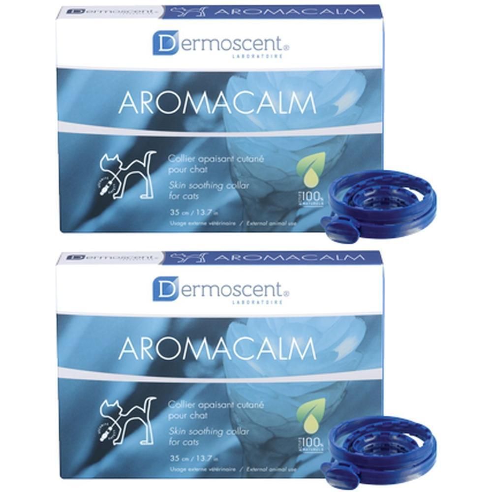 Twee Dermoscent Aromacalm halsbanden voor katten in verpakkingen. Blauwe halsbanden opgerold.