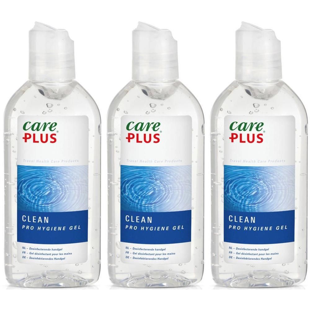 Trois flacons de gel hydroalcoolique Care Plus Clean Pro Hygiène.