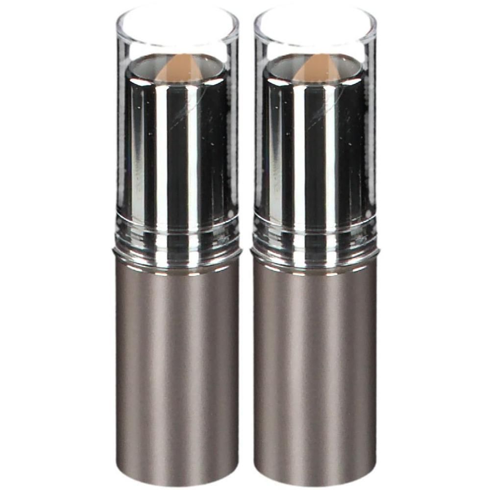 Twee concealer sticks met zilverkleurige huls en transparante dop. Lichte huidtint.