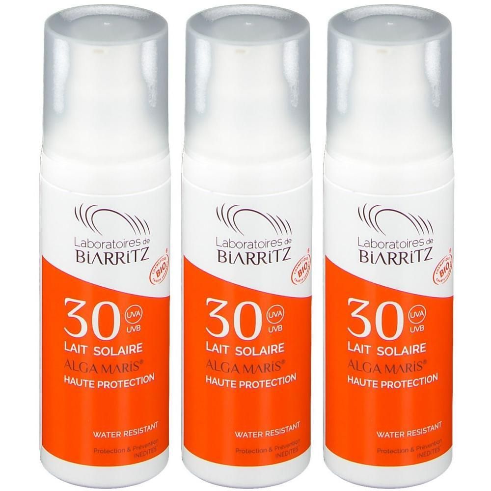 Trois flacons de Lait Solaire Alga Maris SPF30 des Laboratoires de Biarritz.
