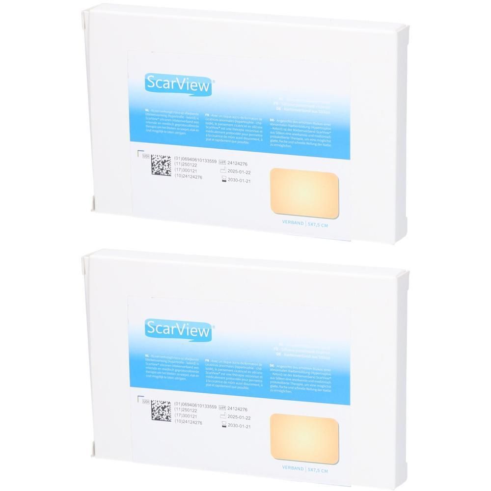 Twee pakken Scarview siliconenpleisters. Witte dozen met blauwe en witte etiketten.