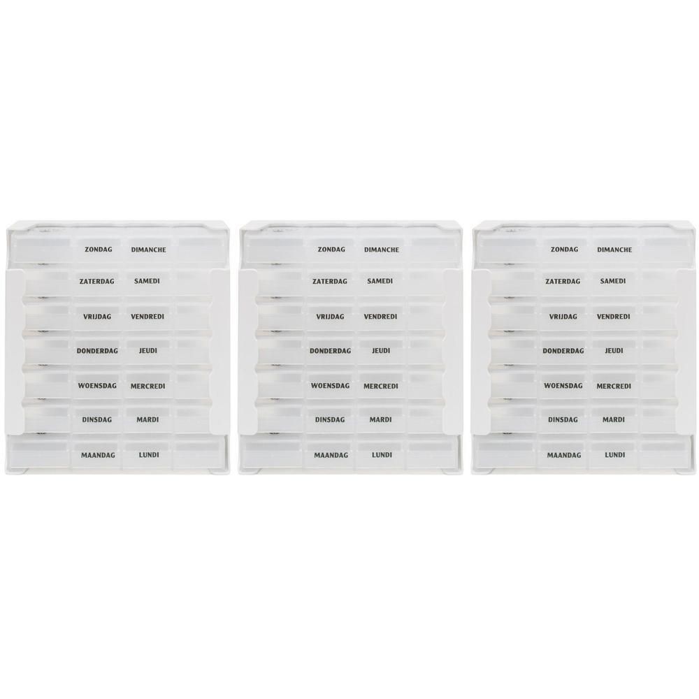 Trois piluliers transparents, chacun avec 7 compartiments pour matin, midi, soir et nuit.