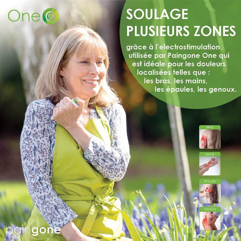 Femme avec le stylo TENS Paingone One dans un jardin.