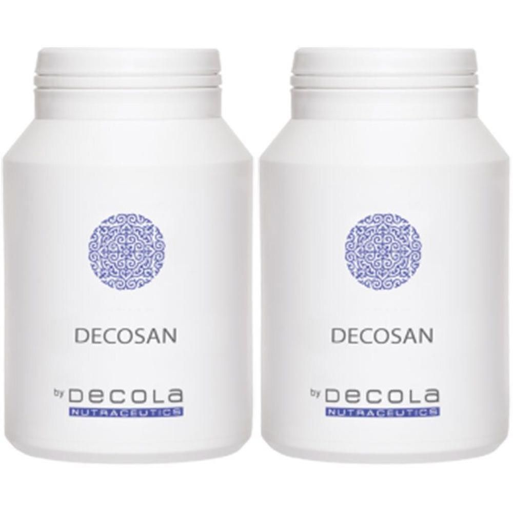 Twee witte flessen met de tekst DECOSAN by DECOLA NUTRACEUTICS.