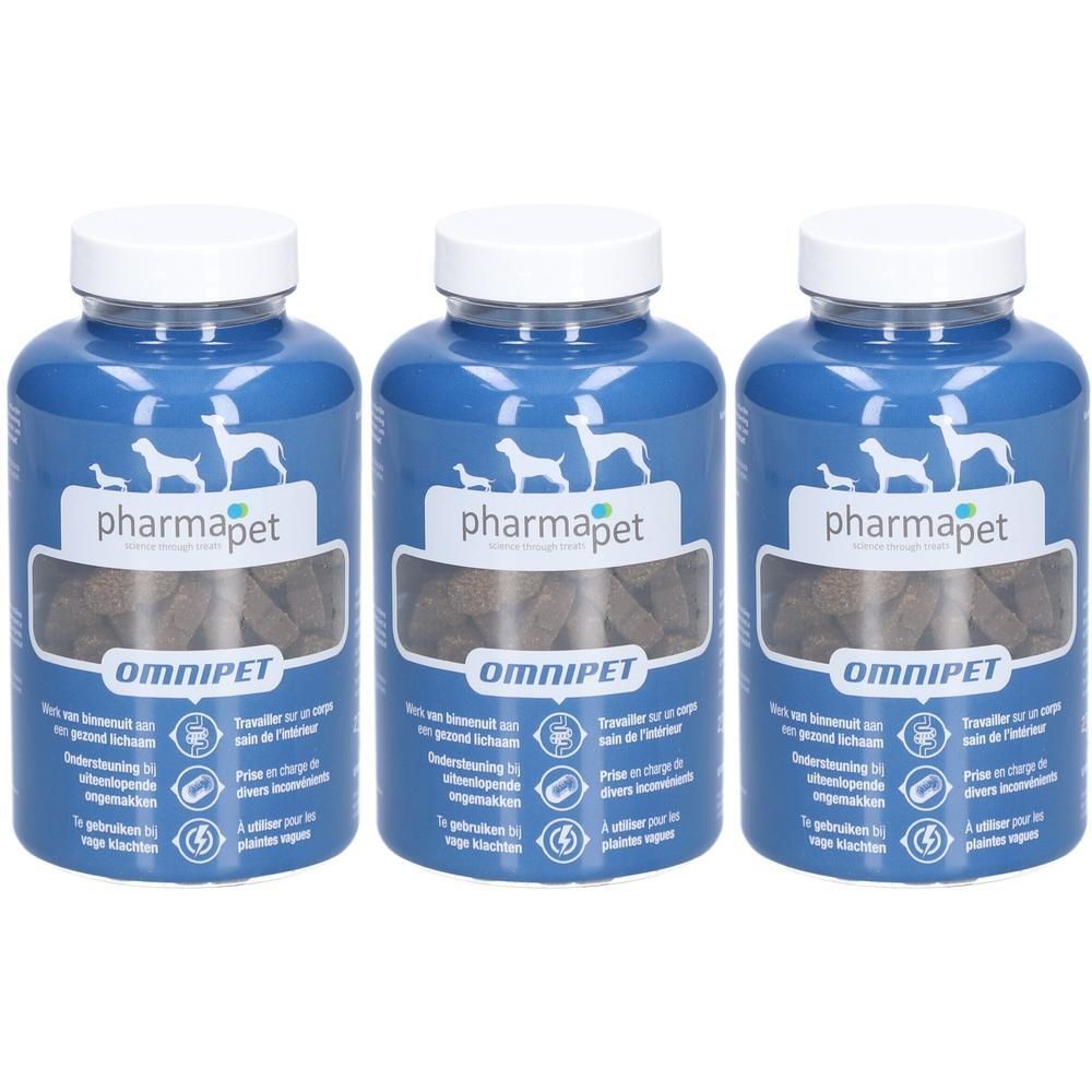 Drie blauwe potten met Pharma Pet Omnipet hondensnacks. Zichtbare blokjes binnenin.