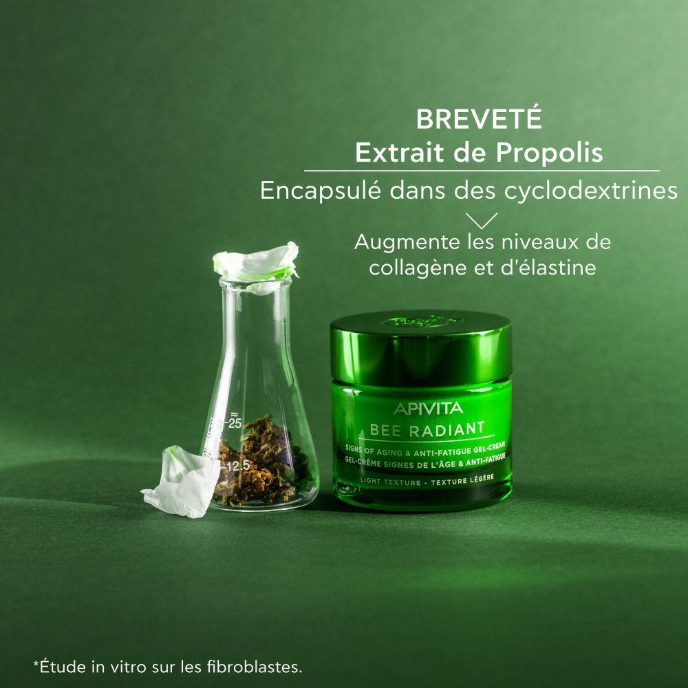 Pot Apivita Bee Radiant avec extrait de propolis dans une fiole. Augmente le collagène et l'élastine.