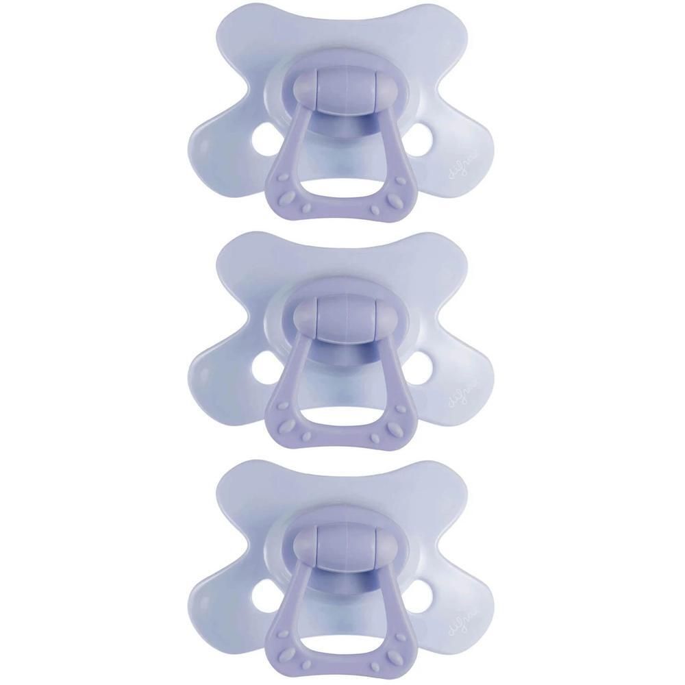 Trois sucettes bleu clair avec poignée et bouclier lilas.