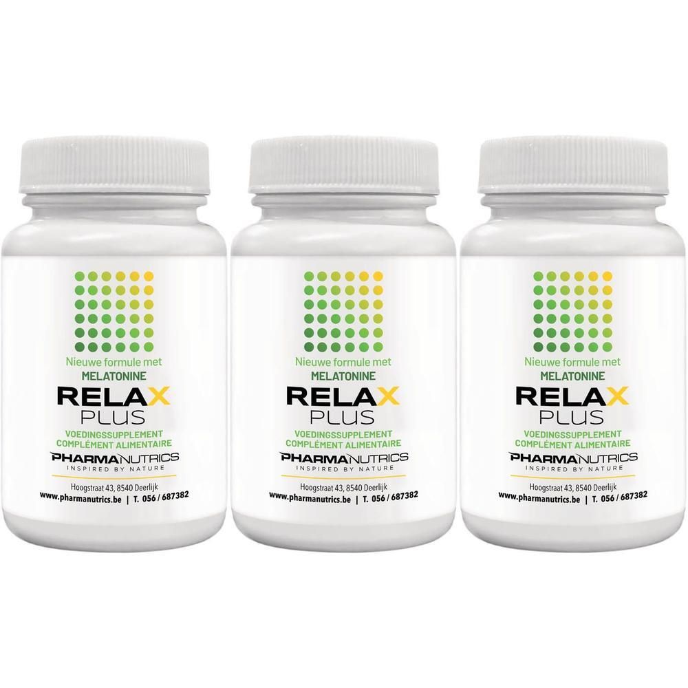 Trois contenants blancs de compléments alimentaires PharmaNutrics Relax Plus à la mélatonine.