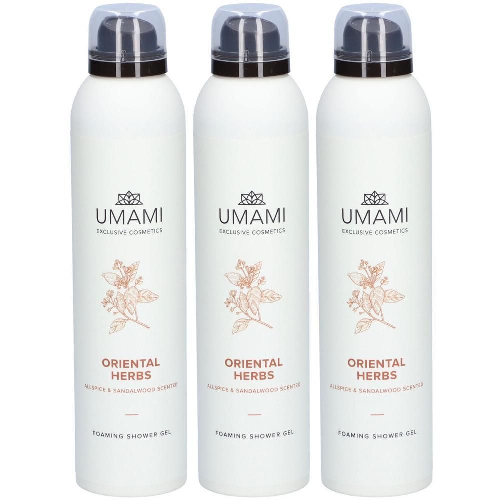 Trois flacons blancs UMAMI Oriental Herbs Foaming Shower Gel avec illustration botanique.