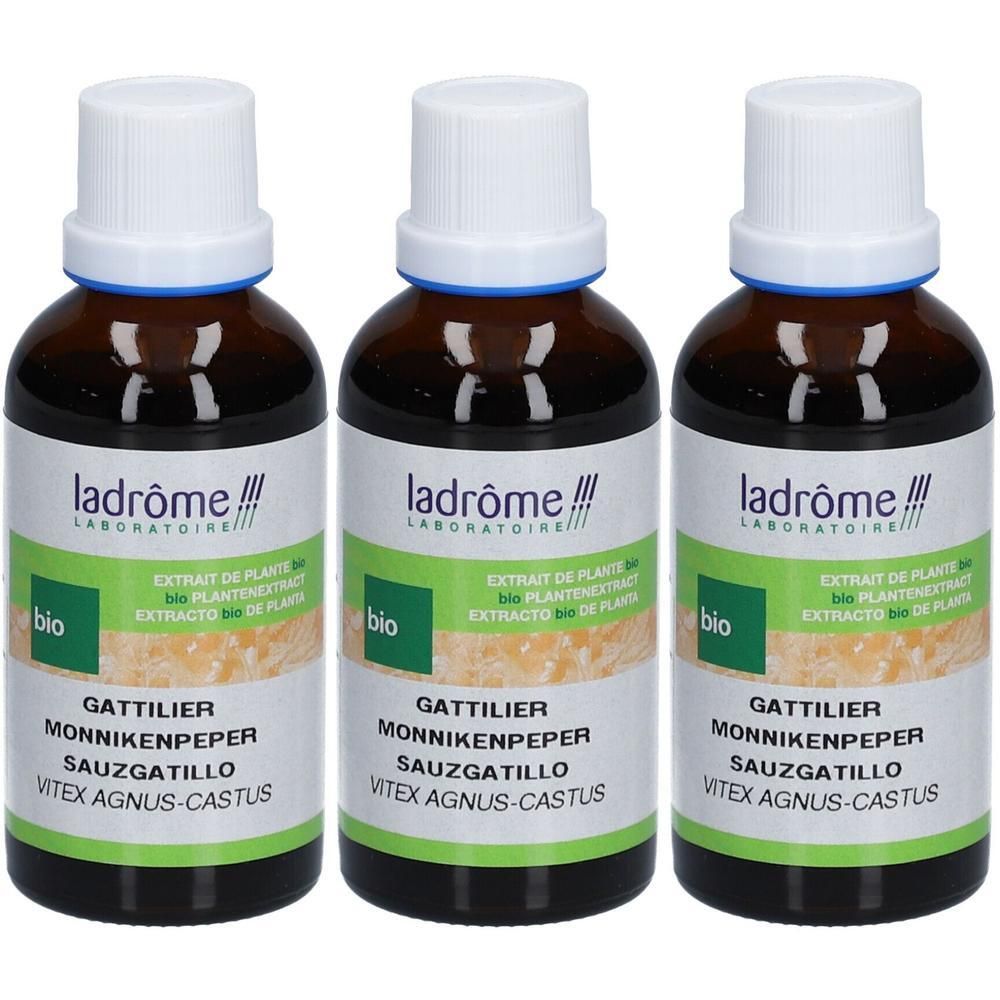 Drie flessen Ladrôme biologisch Monnikenpeperextract. Bruine glazen flesjes met witte doppen en etiketten.