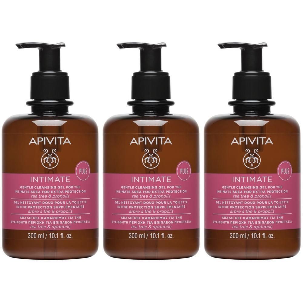 Drie flessen Apivita Intimate reinigingsgel met pompdispensers.