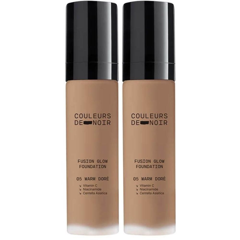Twee flacons COULEURS DE NOIR Fusion Glow Foundation, tint 05 Warm Doré.