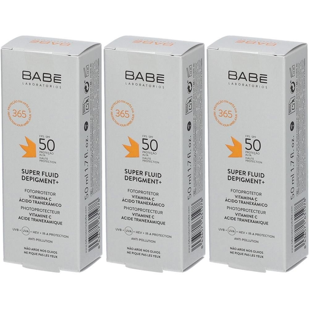 Drie dozen BABÉ Super Fluid Depigment+ Zonnebrand SPF50 met Vitamine C en Tranexaminezuur.