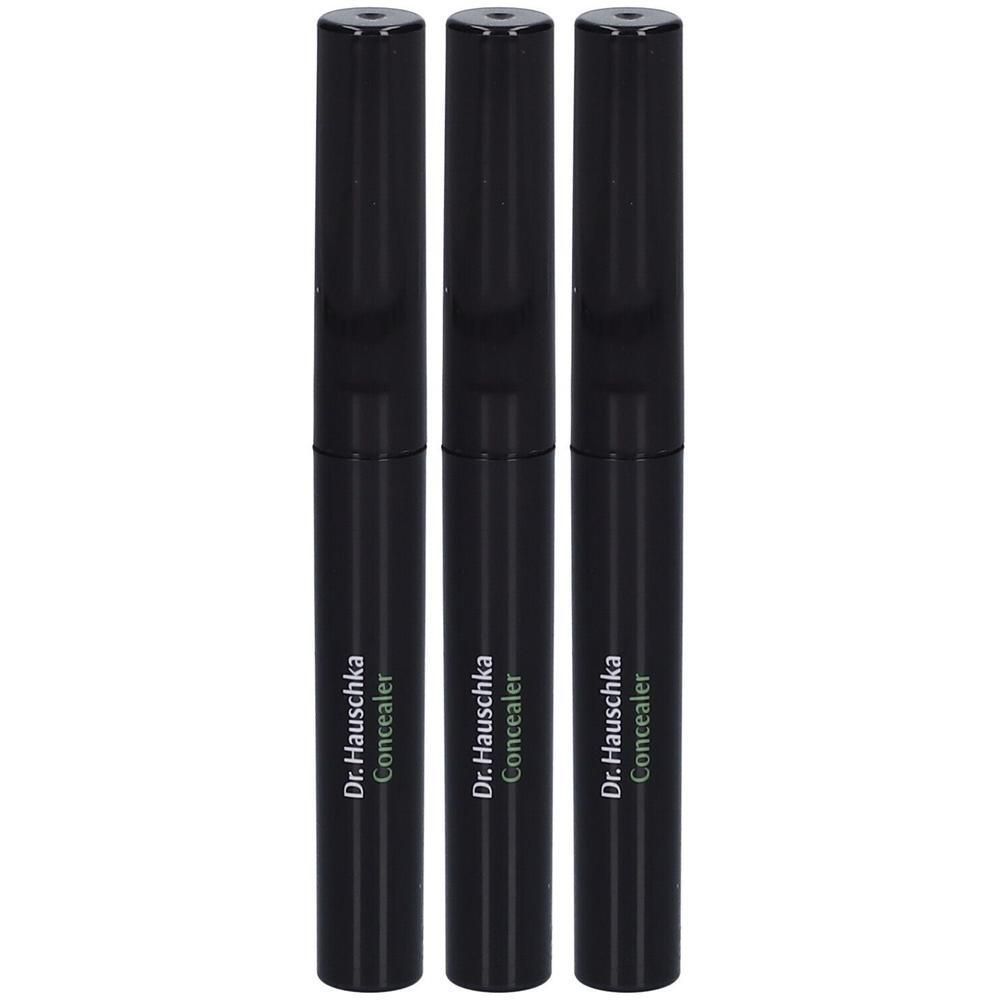 Drie Dr. Hauschka concealers in zwarte verpakking.