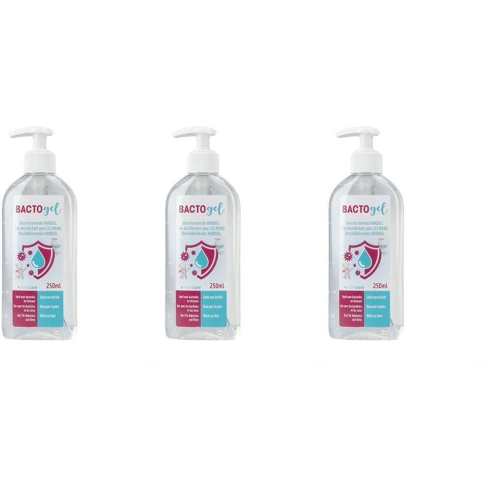 Drie flessen Bactogel hydroalcoholische gel met pompdosering. Heldere geltextuur.