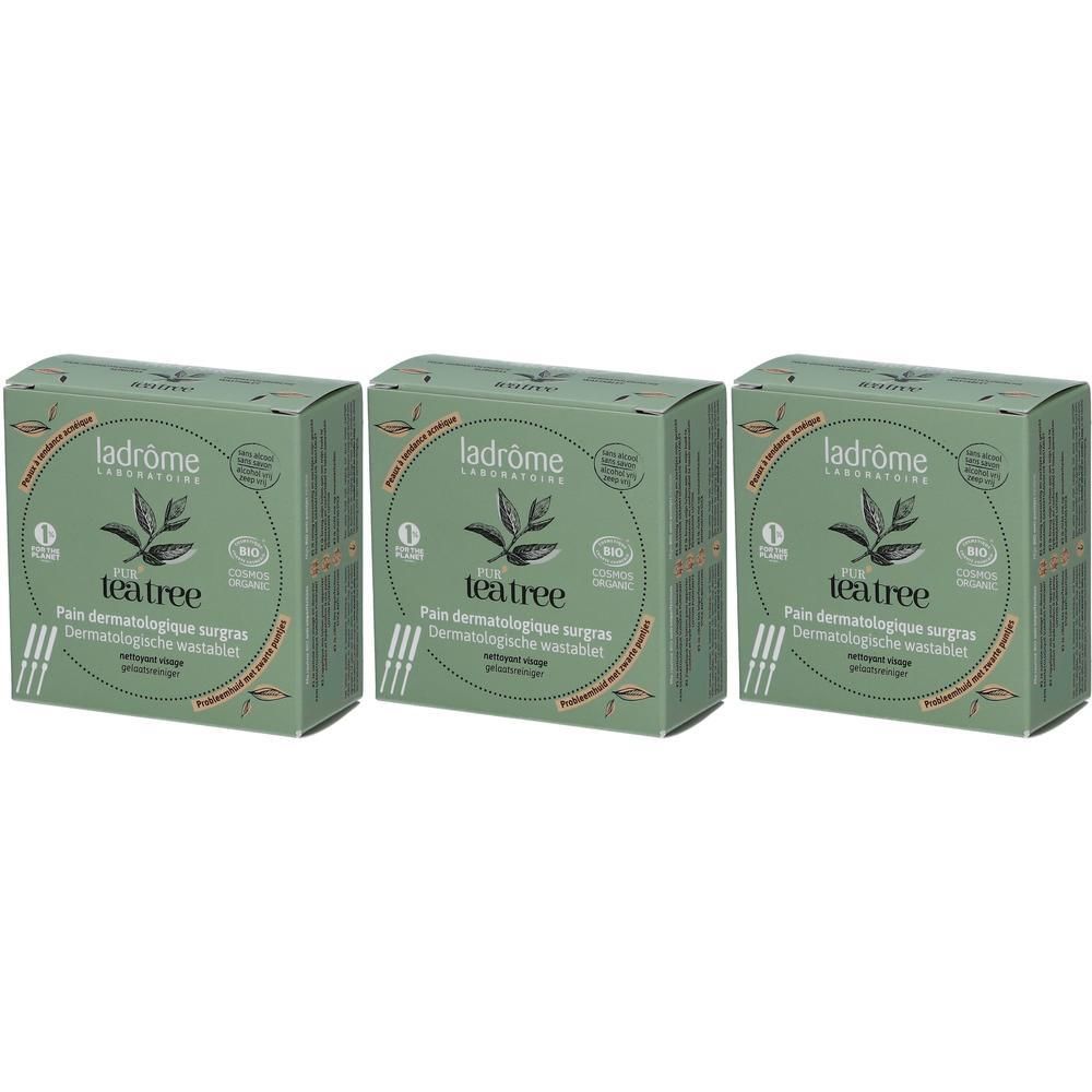 Trois boîtes de Pain dermatologique Pur'Tea Tree Ladrôme. Emballage vert avec logo feuille de théier.