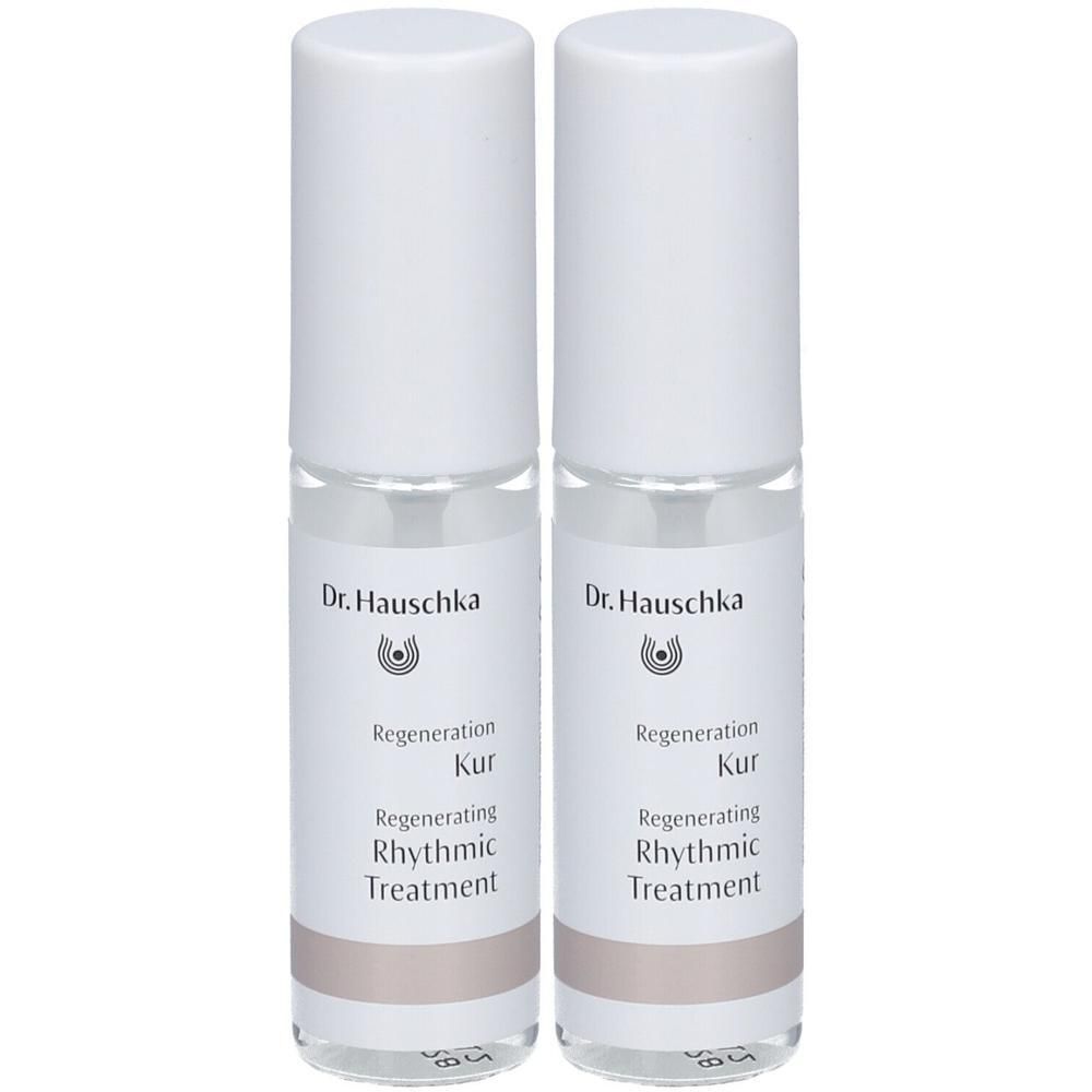 Deux flacons de Dr. Hauschka Cure Rythmique Régénérante.