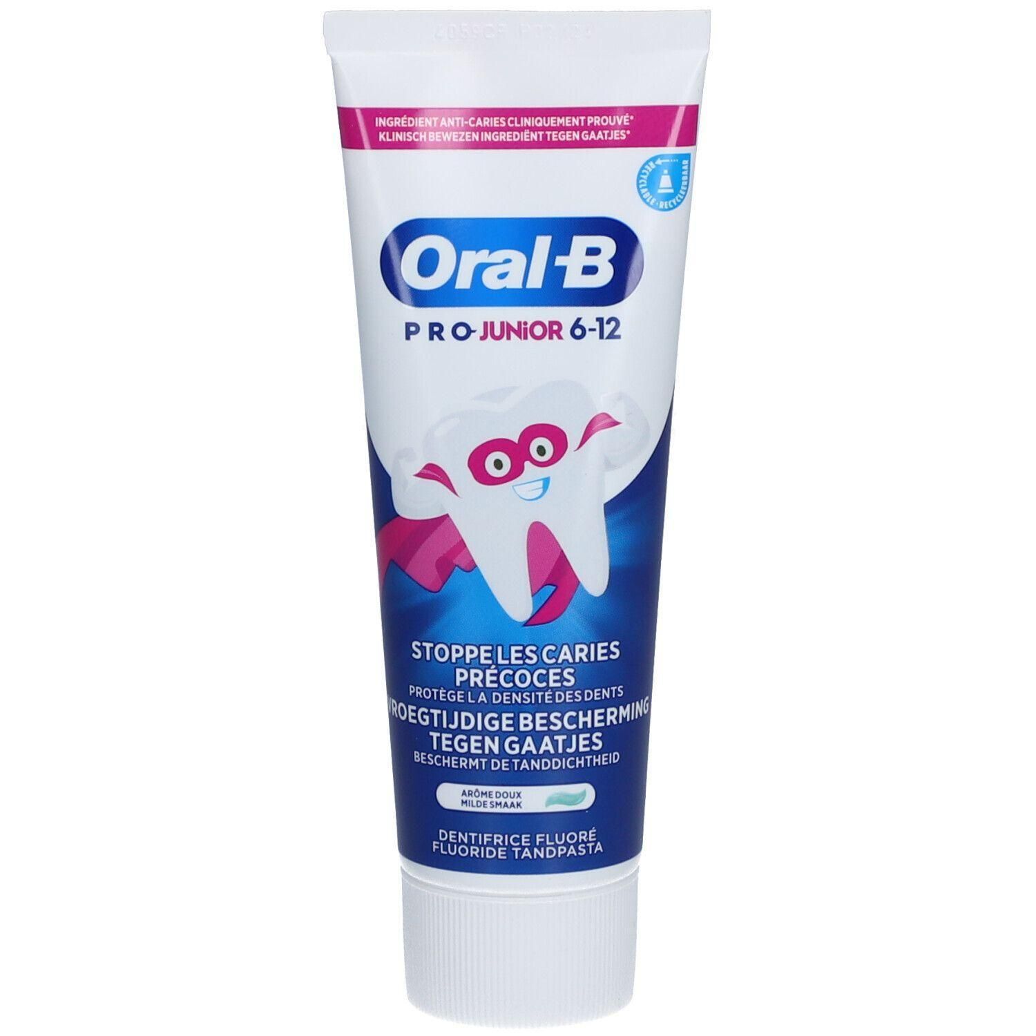 Oral-B Pro Junior 6-12 tandpastabuis met cartoon tand-illustratie.