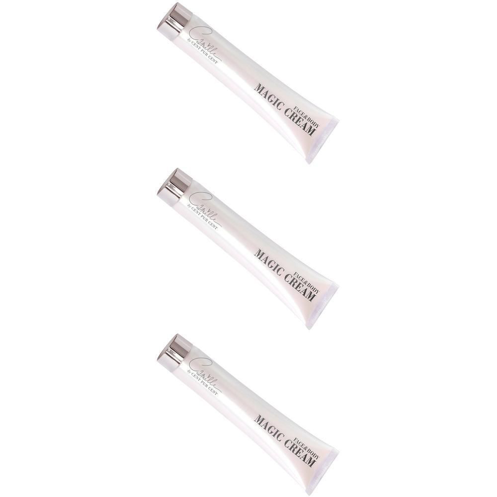 Drie witte tubes met zilveren doppen, met opschrift 'Camille MAGIC CREAM FACE & BODY'.