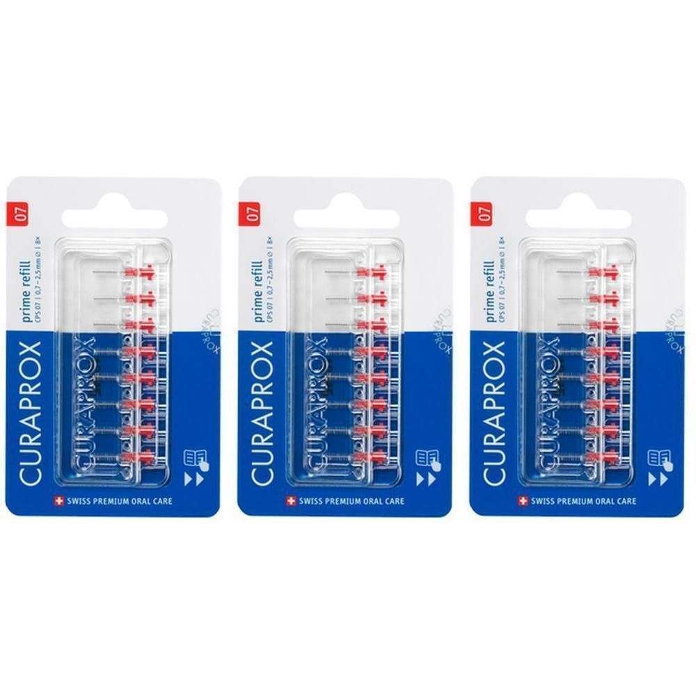 Trois paquets de recharges de brosses Curaprox CPS 07 Prime, chacun contenant 8 pièces. Poignées rouges, poils argentés.