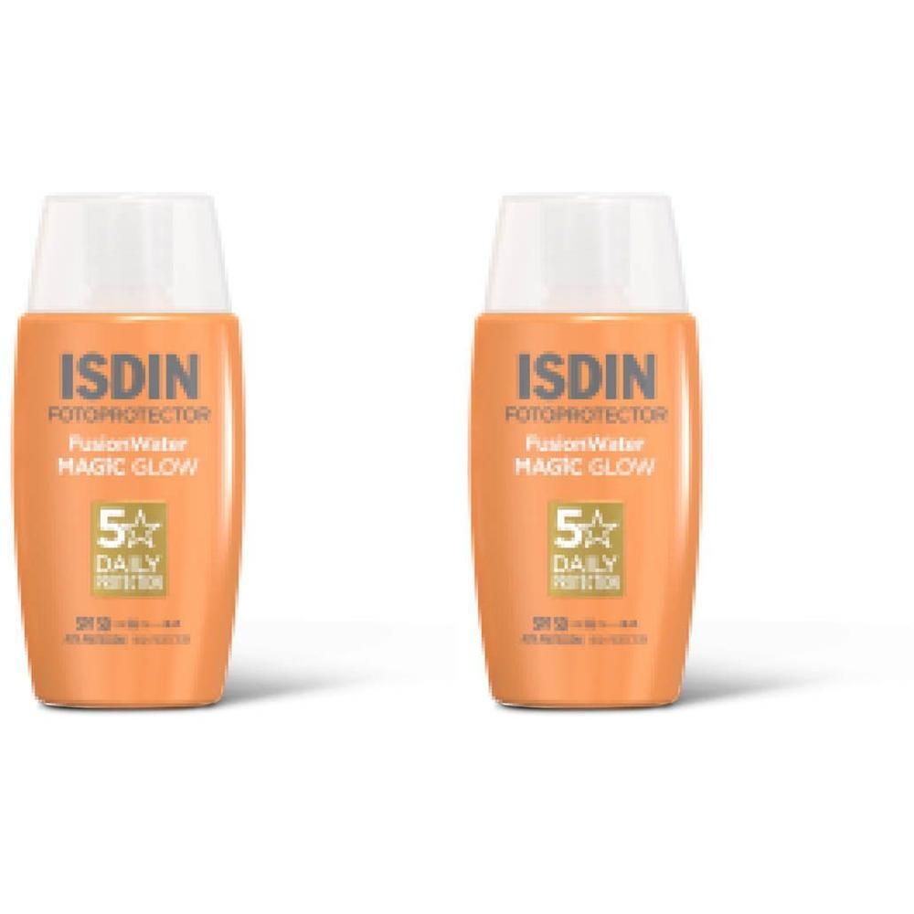 Deux flacons de protection solaire ISDIN Fusion Water Magic Glow SPF50.