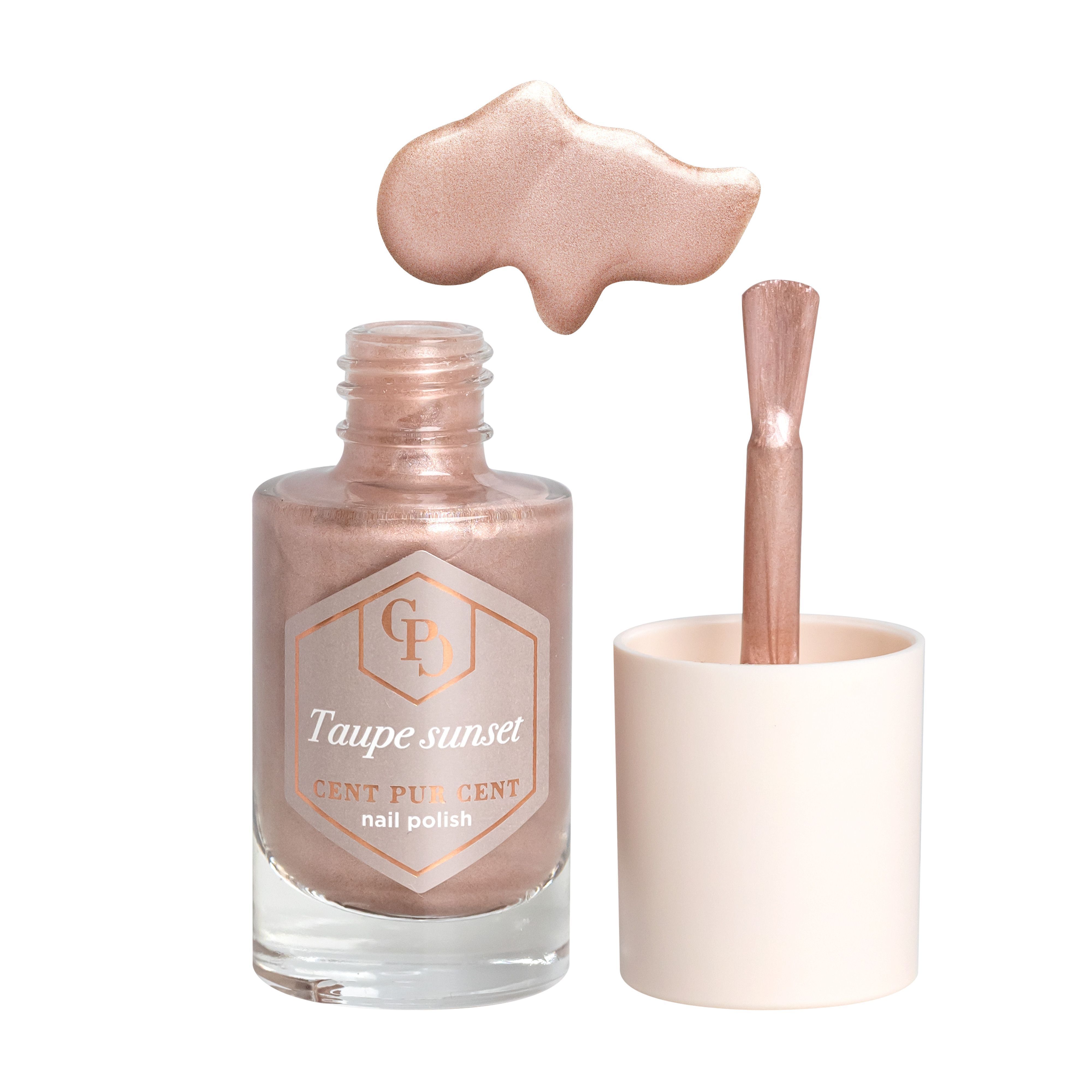 Vernis à ongles Cent Pur Cent Taupe Sunset, flacon, pinceau et couleur appliquée.