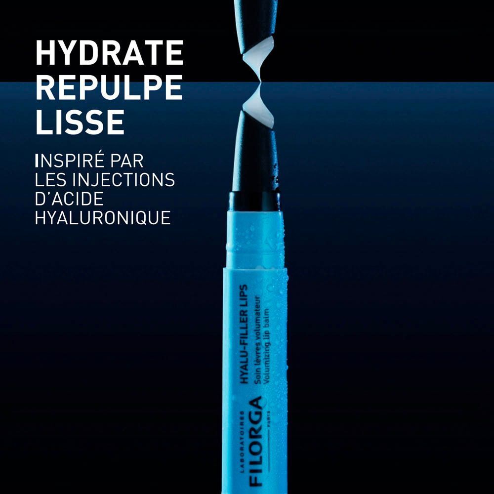 Un stylo lèvres blanc avec bande bleue, en rotation, avec texte sur l'hydratation et le lissage.