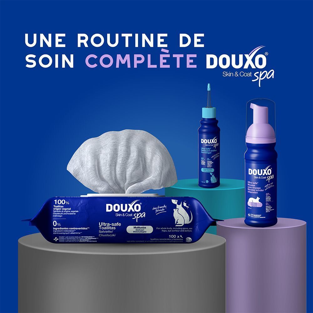 Produits Douxo Spa : lingettes, flacon spray et flacon mousse.
