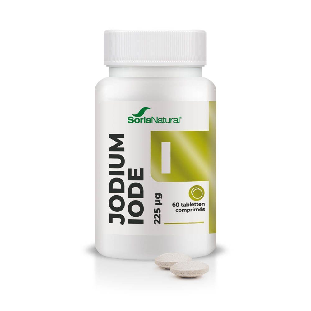 Een fles Soria Natural Jodium 225 mcg met twee tabletten ervoor. Witte container met etiket waarop Jodium 225 mcg en 60 tabletten staan.