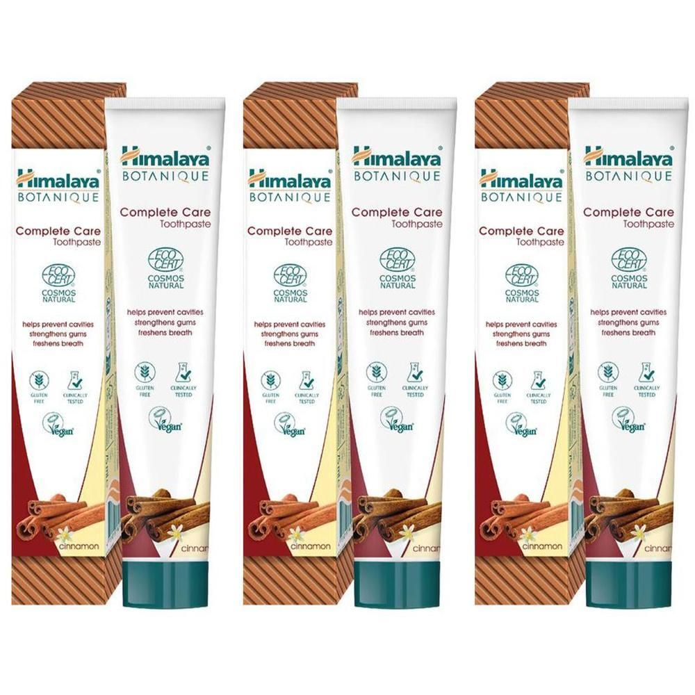 Drie tubes Himalaya Botanique Complete Care tandpasta met kaneelsmaak, COSMOS NATURAL gecertificeerd.
